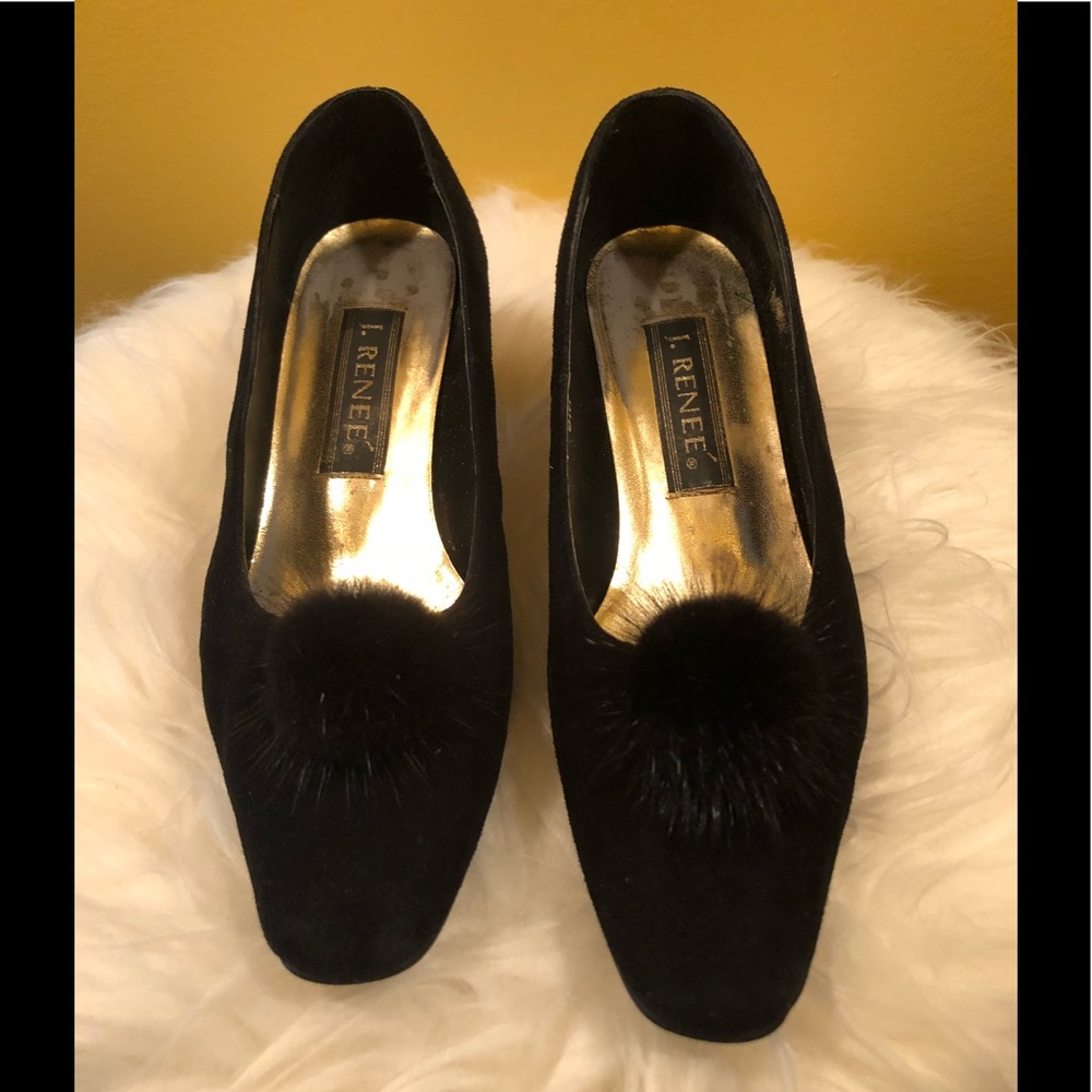 J’ Renee Brooch black pearls shoes!